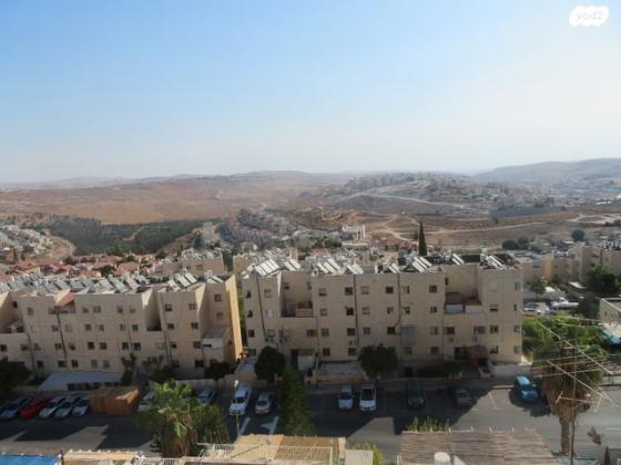 חיים לסקוב 14 (פסגת זאב מרכז)