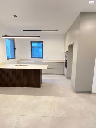 נחמיה 19 (כרם התימנים)