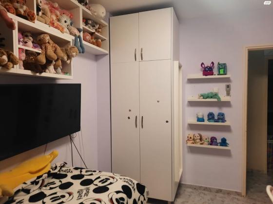 החצב 18 (שלום)