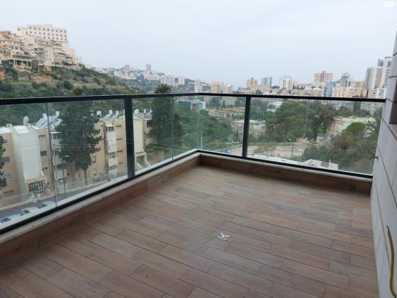 ברל כצנלסון 43 (זיו)