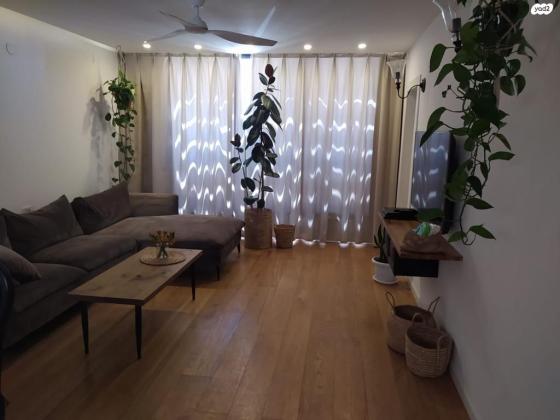 יאיר שטרן 10 (רובע א)