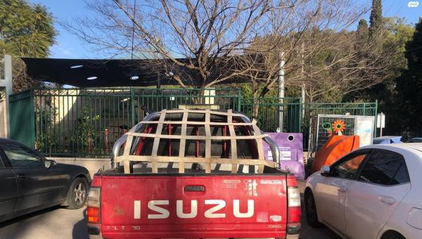 איסוזו איפון 4X4 (2003)