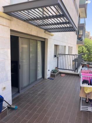 ישראל גלילי 12 (רמות)