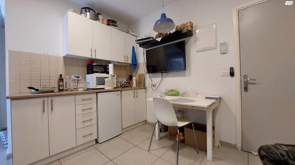 הנמל 53 (עיר תחתית)