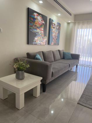 סלון תלת מושבי , ריפוד בד דוחה כתמים