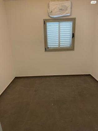 בקעת רימון 11 (האגמים)