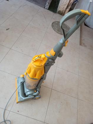 שואב דייסון חשמלי עומד, תקין