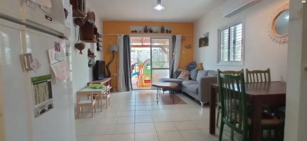 כנפי נשרים 21 (נווה שרת)