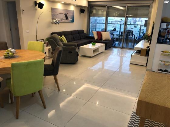 סמיר משה נקאש 7 (כפר גנים ג)