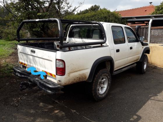 טויוטה היילקס 4X4 (1998)