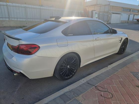 ב.מ.וו סדרה 4 (2018)