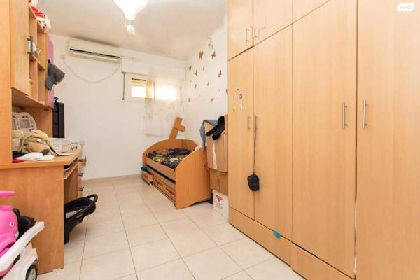 דרך יד לבנים 182 (תל עמל)