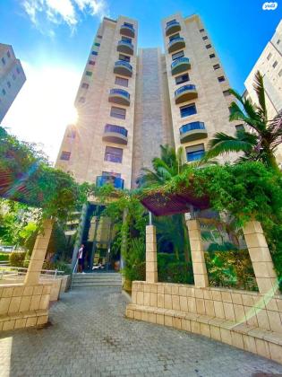 יונתן נתניהו 4 (מצפה ברנע)