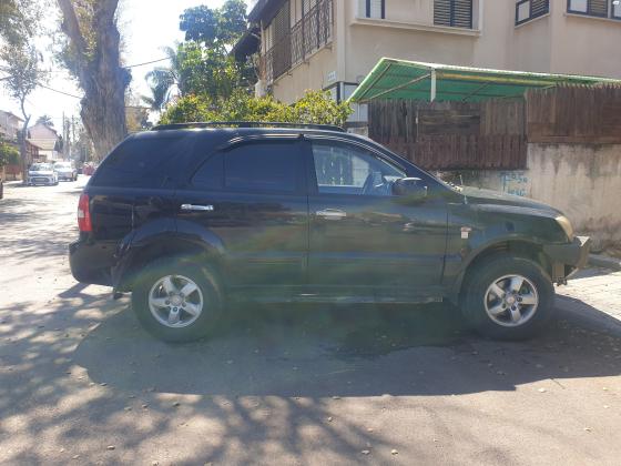 קיה סורנטו (2007)