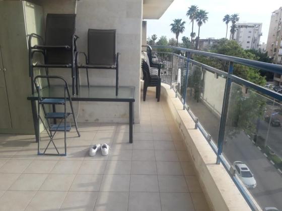 הגיבורים 66 (מרכז העיר)