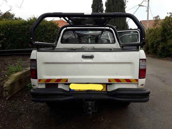 טויוטה היילקס 4X4 (1998)