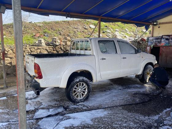 טויוטה היילקס ויגו 4X4 (2012)