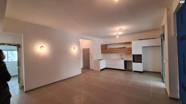 עמינדב 20 (בצרון)