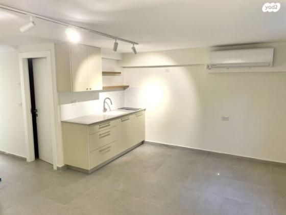 סביון 7 (גני איריס ; גבעת האירוסים)