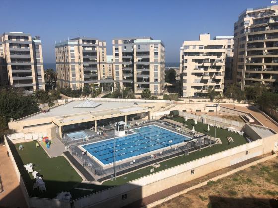 יחזקאל שטרייכמן 13 (הגוש הגדול)