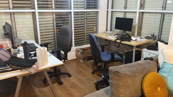 אנצו סירני 18 (רמב"ם)