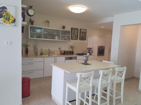 יעקב צור 25 (גבעת משואה)