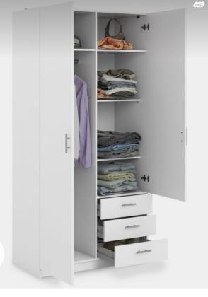 הארון בן חצי שנה, כמעט