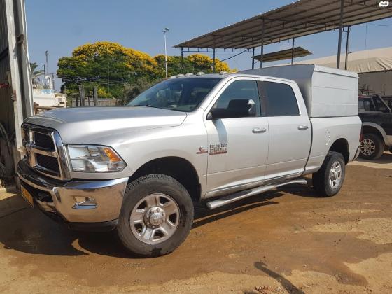 דודג' ראם קצר (2013)