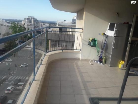 הגיבורים 66 (מרכז העיר)