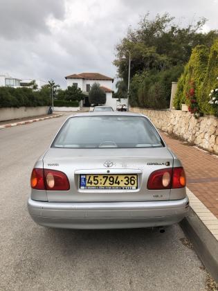 טויוטה קורולה (2002)
