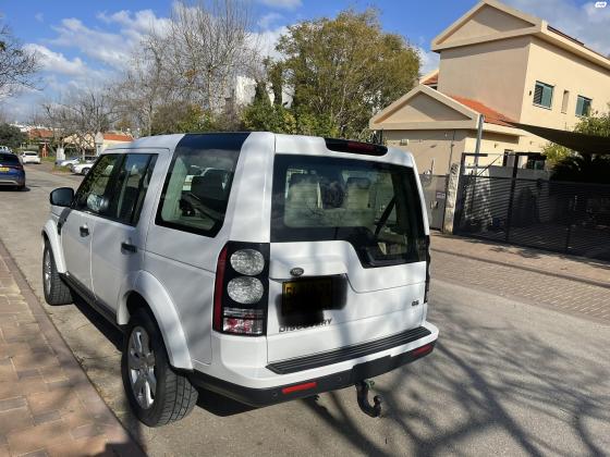 לנד רובר דיסקברי 4 (2014)