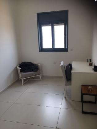 יצחק גרציאני 9