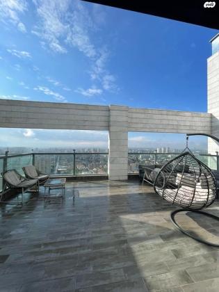 יצחק שמיר 13 (רמת הדר)