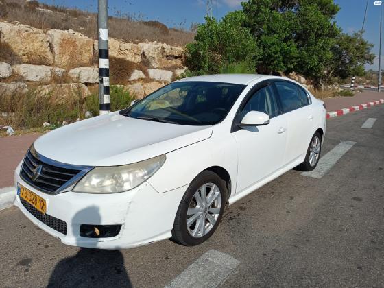 רנו לטיטוד (2013)