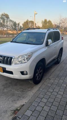 טויוטה לנד קרוזר קצר (2013)