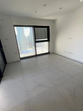 ניסים אלוני 12 (פארק צמרת)