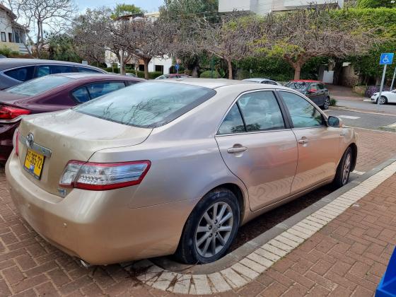 טויוטה קאמרי (2011)