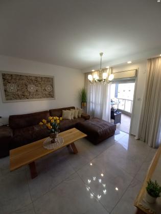 החלוצים 5 (סיטי)