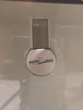 טטריום בגודל 50*25*30הטרריום בא מאובזר