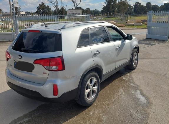 קיה סורנטו (2014)