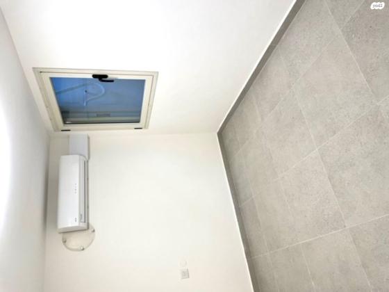 סביון 7 (גני איריס ; גבעת האירוסים)