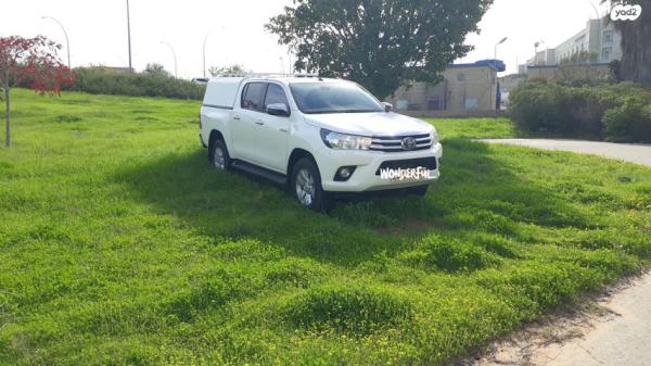 טויוטה היילקס 4X4 (2019)