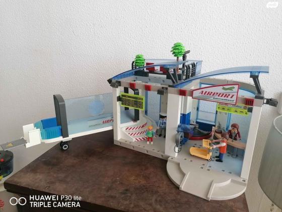 פליימוביל אולם המתנה בשדה תעופה