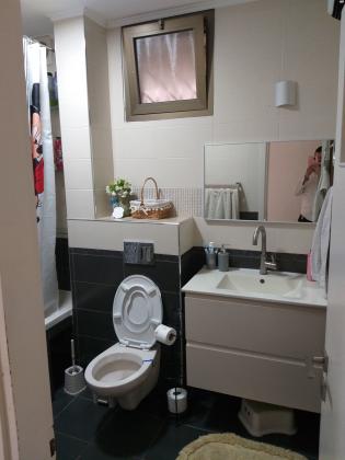 אסתר המלכה 9