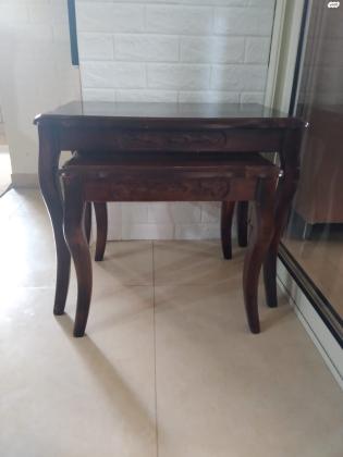 שולחן סלון במצב טוב למסירה