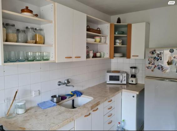 אברהם שטרן 47 (קרית היובל)