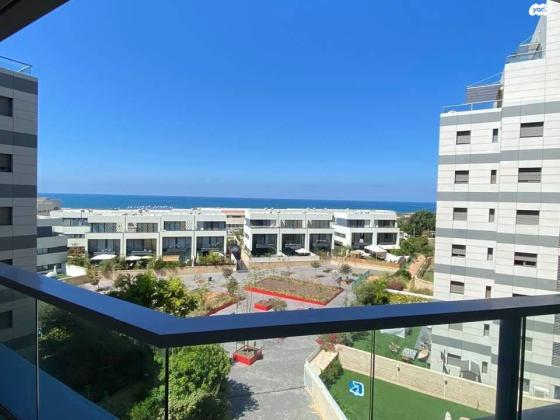 ארתור רובינשטיין 8 (הגוש הגדול)