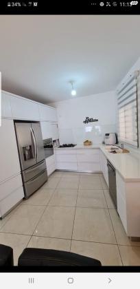 אהוד מנור 2 (הכרם ב)