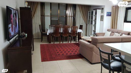 ארלוזורוב 8 (קרית עבודה)