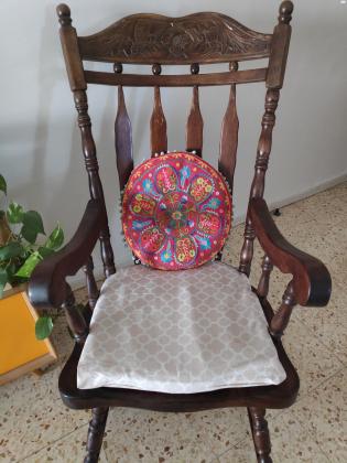 כיסא נדנדה וינטג' במצב טוב